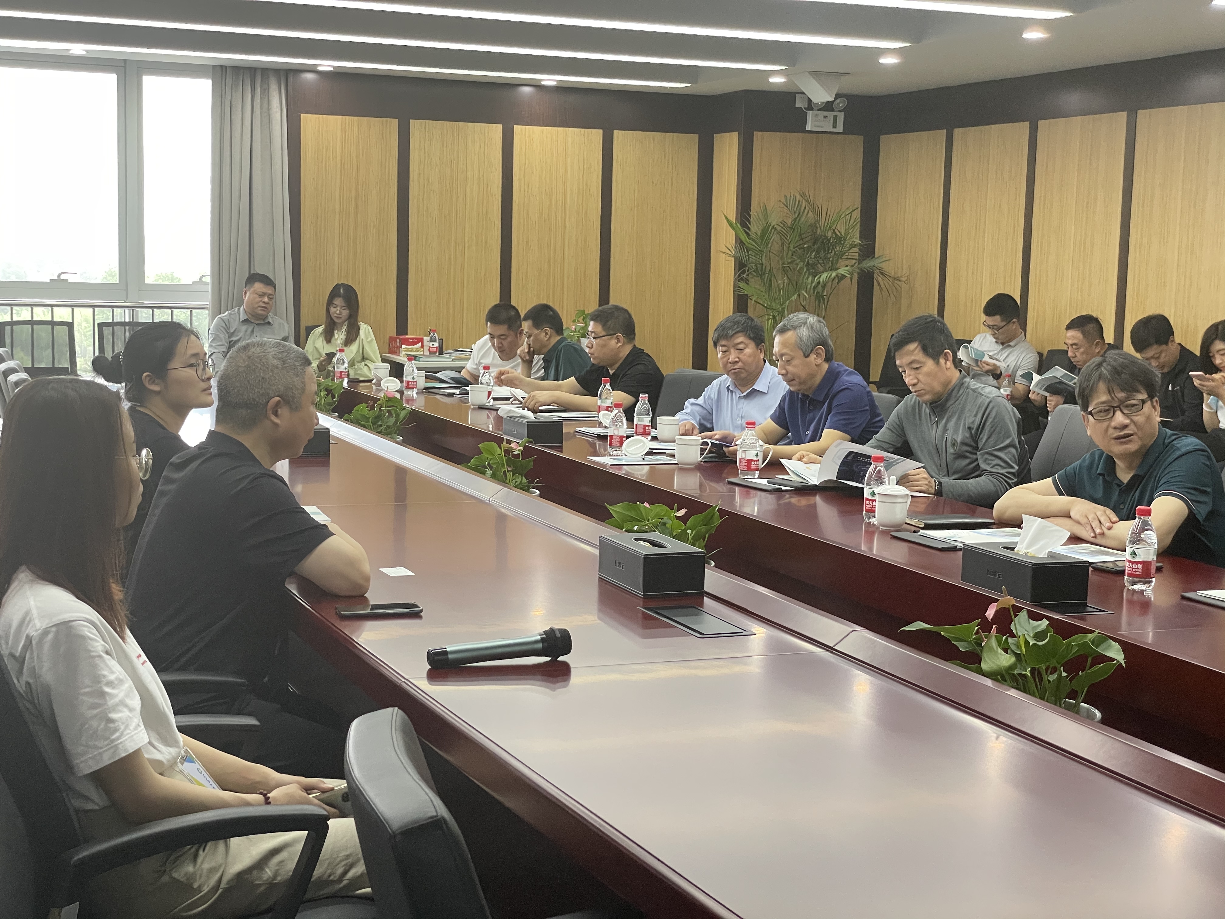 山西省壽陽縣副縣長鄭順朝一行蒞臨健培科技考察調研