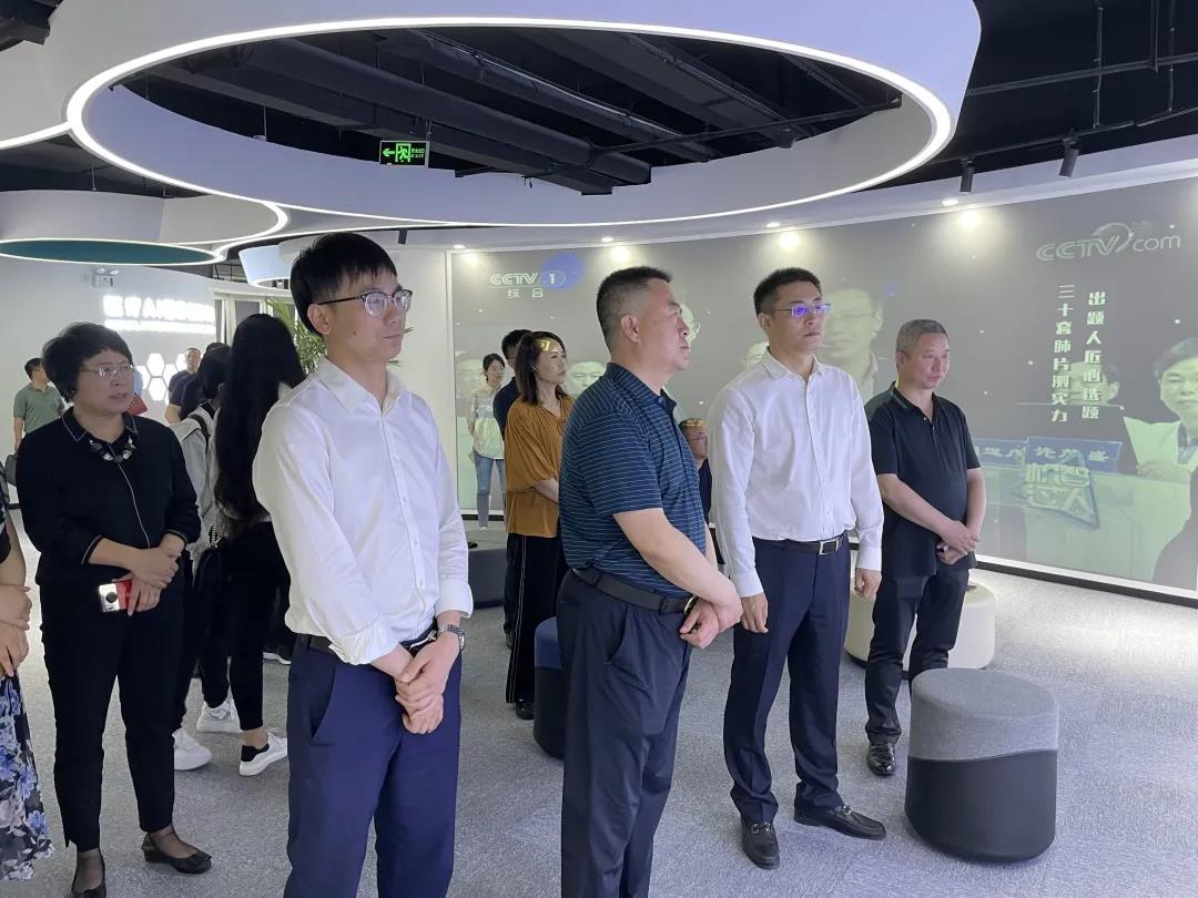 山西省晉城市城區副區長史晉雷一行蒞臨健培科技考察調研