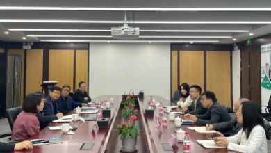 杭州師范大學原副校長、移動健康管理系統教育部工程研究中心主任楊磊一行蒞臨健培科技考察調研