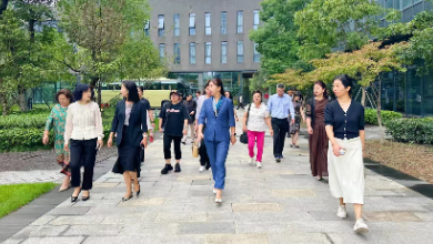 江蘇省無錫市婦聯(lián)黨組成員、副主席朱芳一行蒞臨健培科技考察調(diào)研